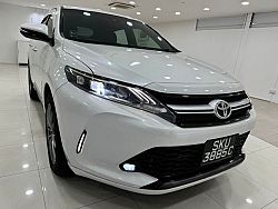 Toyota Harrier Premium 2.0 Sunroof 2015 Body Kit Rear Screen White